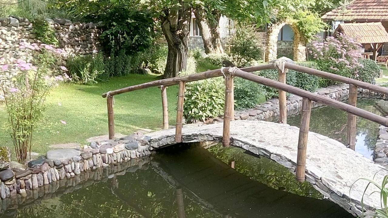 לינה וארוחת בוקר דיליג'אן Eco Garden מראה חיצוני תמונה