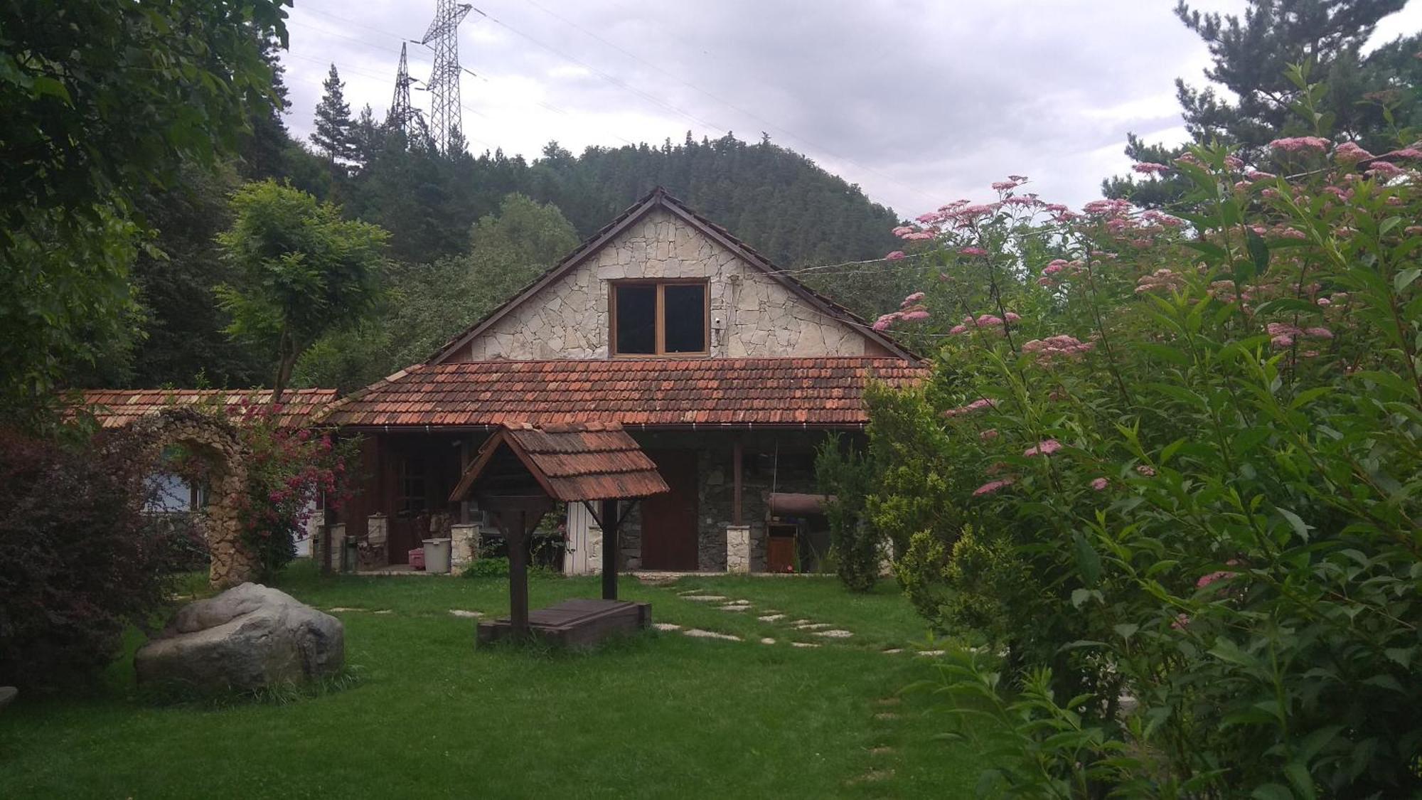 לינה וארוחת בוקר דיליג'אן Eco Garden מראה חיצוני תמונה